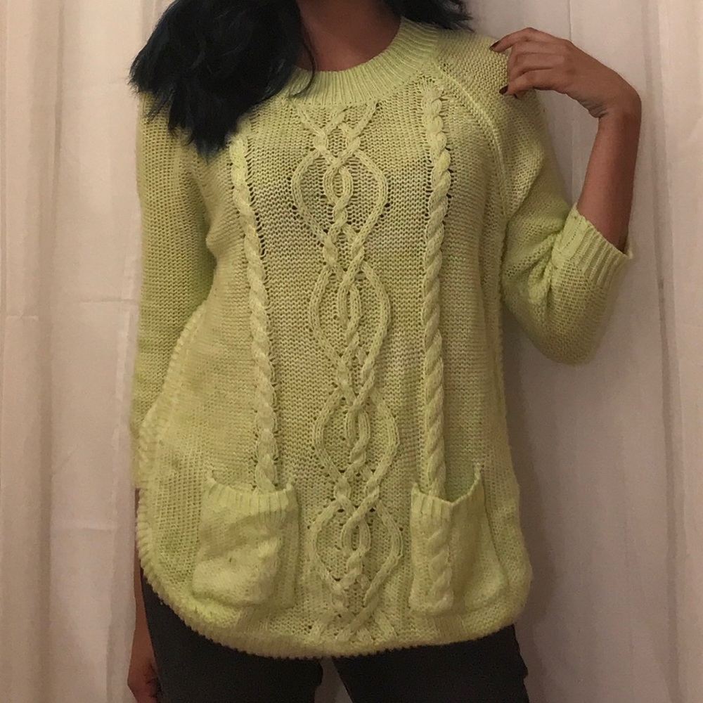Oversized yellow green knit sweater-3/4 sleeves